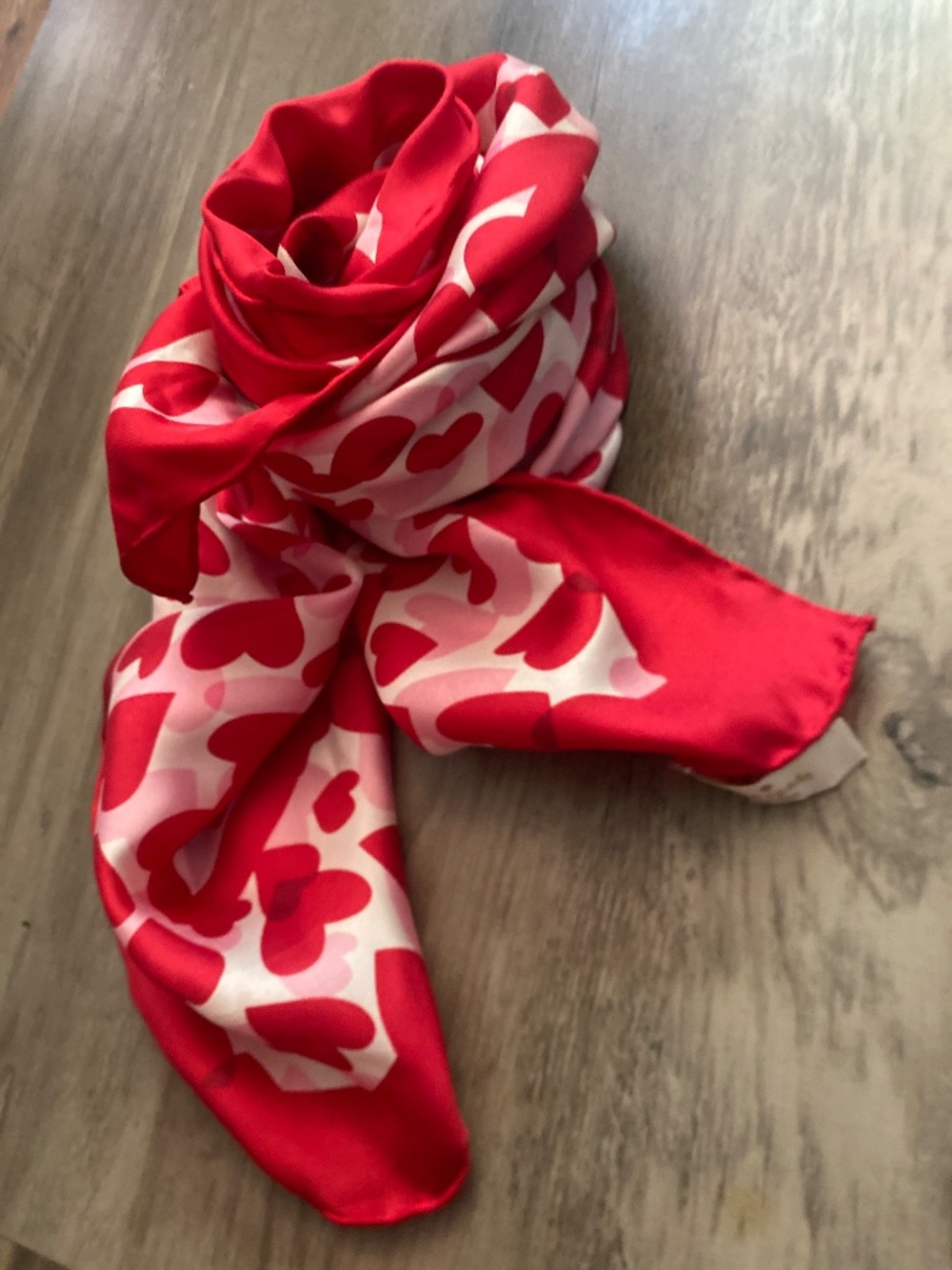 Kate Spade New York Heart to Heart Scarf - Picture 7 of 8